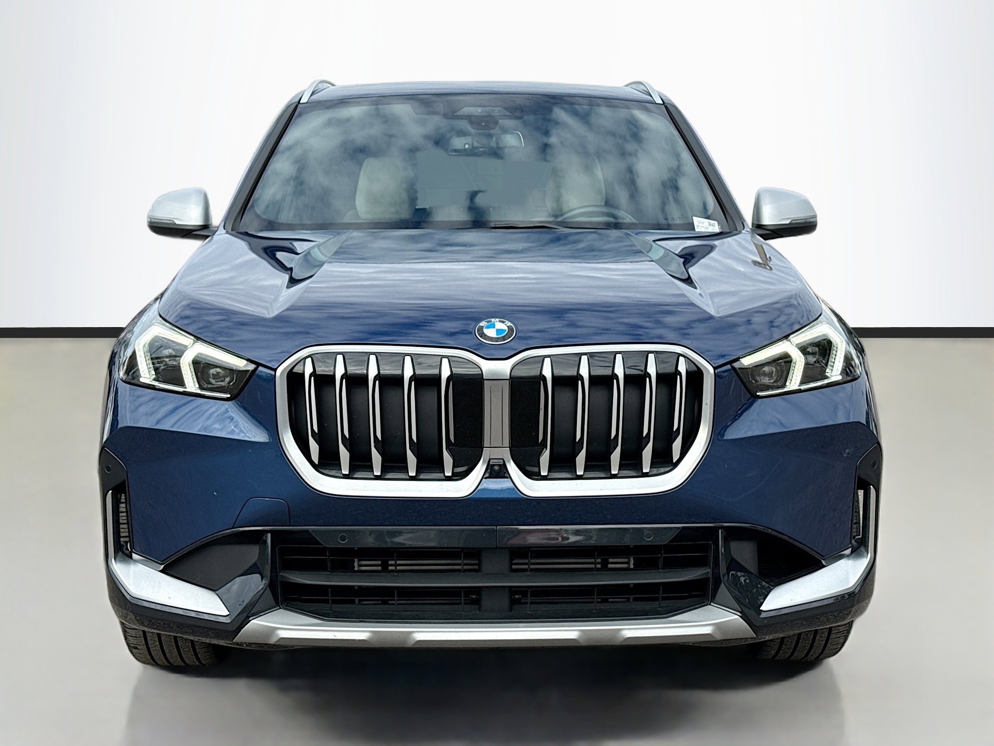 Used 2023 BMW X1 xDrive28i w/ Premium Package image 8