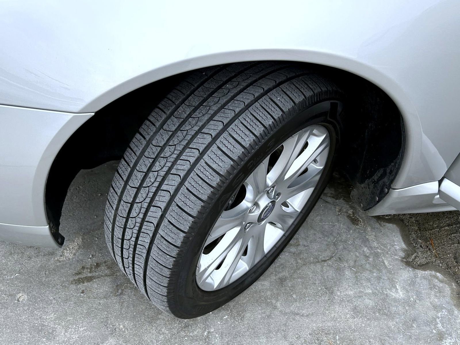 Used 2009 Volvo S80 3.2 image 23