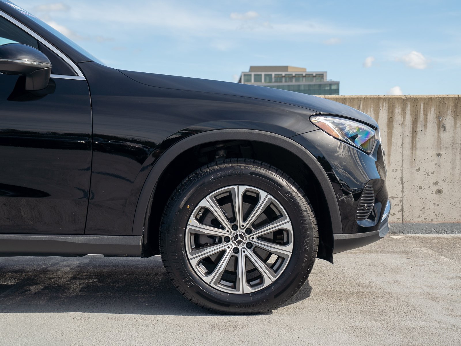 Used 2023 Mercedes-Benz GLC 300 4MATIC image 15
