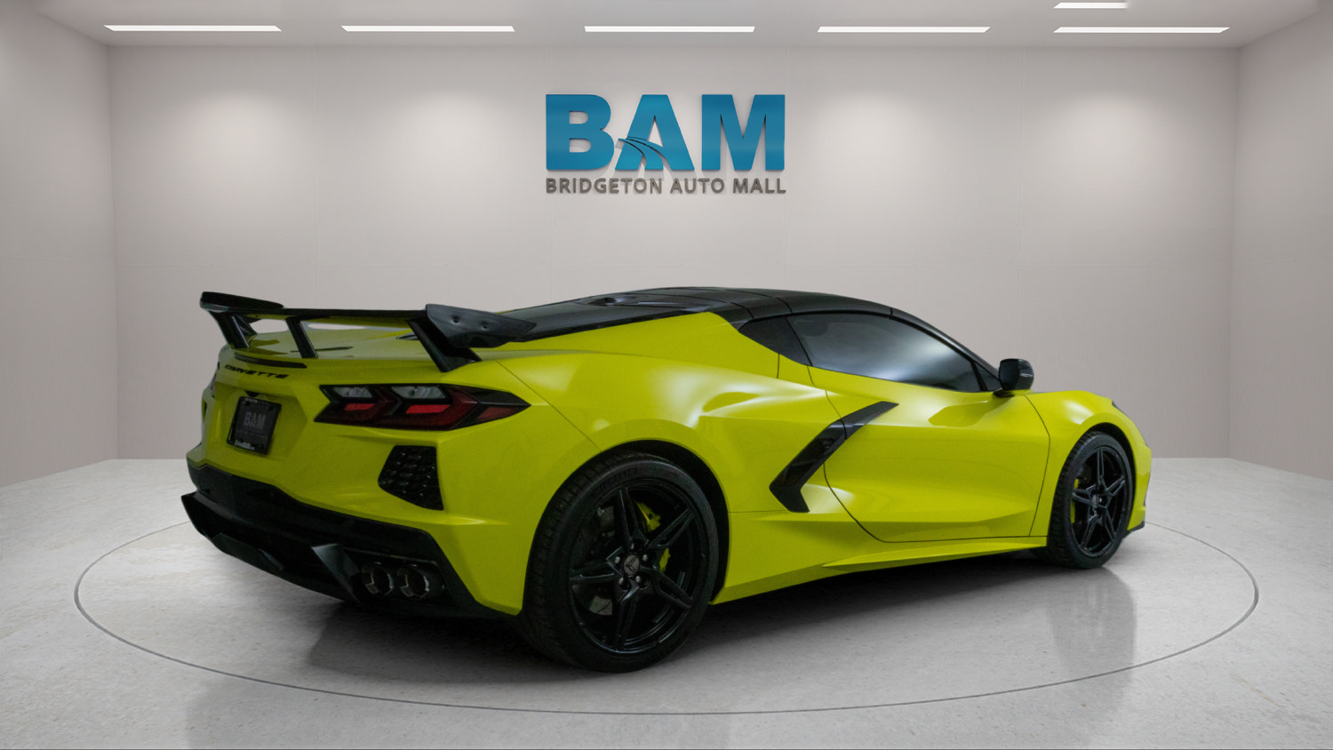 Used 2022 Chevrolet Corvette Stingray Premium Cpe w/ Z51 Performance Package RWD image 7