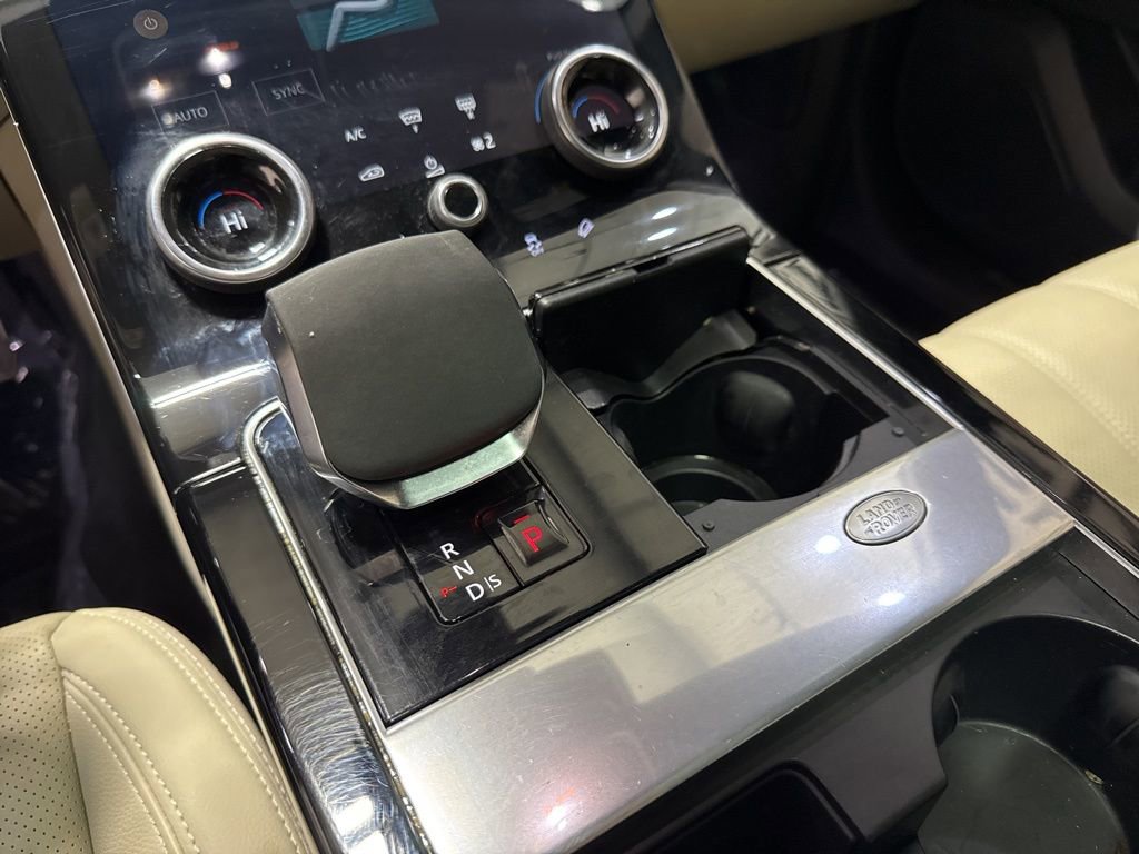 Used 2023 Land Rover Range Rover Velar R-Dynamic S image 17