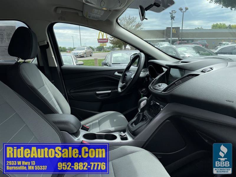 Used 2016 Ford Escape SE w/ Equipment Group 201A AWD/4WD image 14
