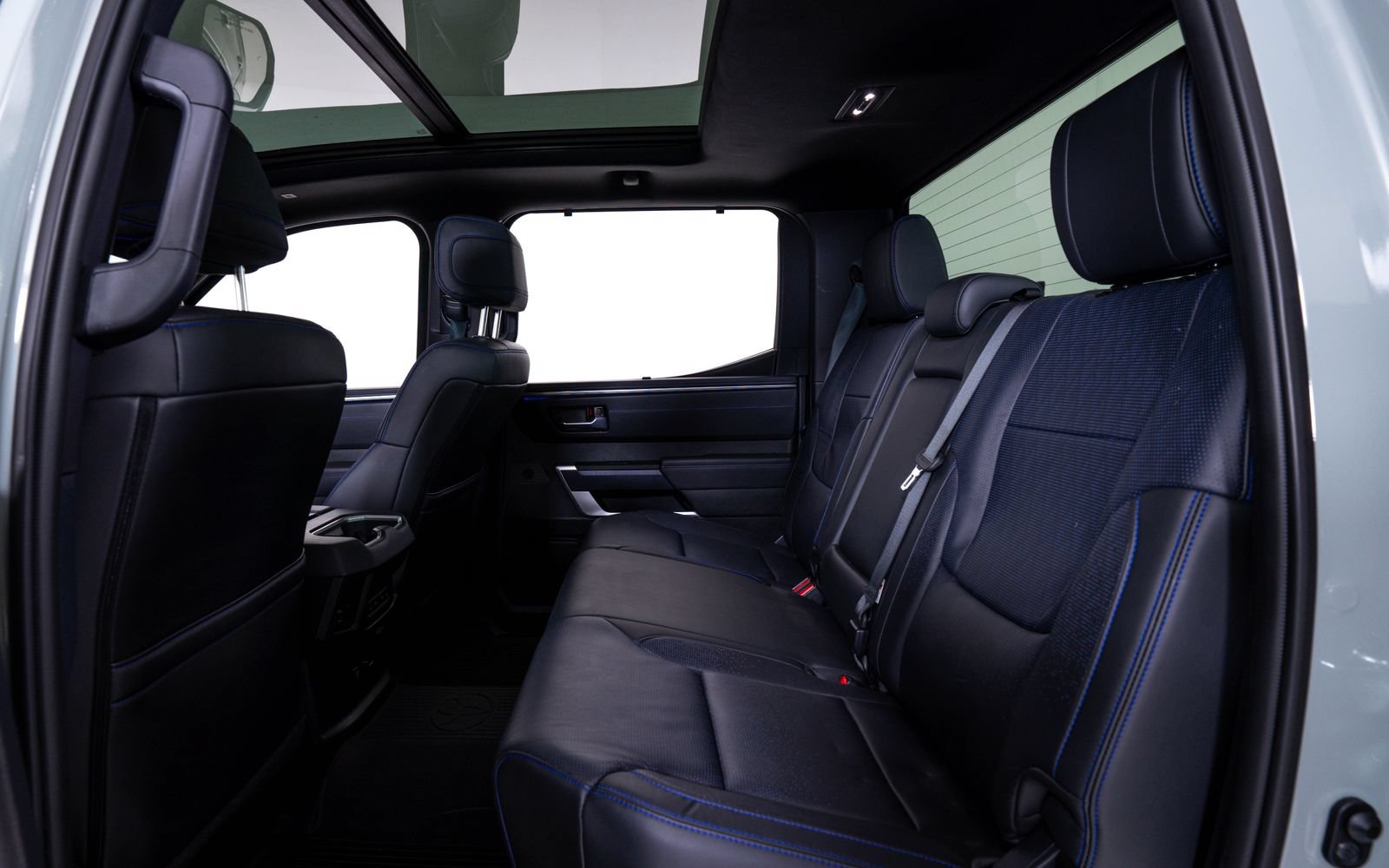Used 2024 Toyota Tundra Platinum AWD/4WD image 20