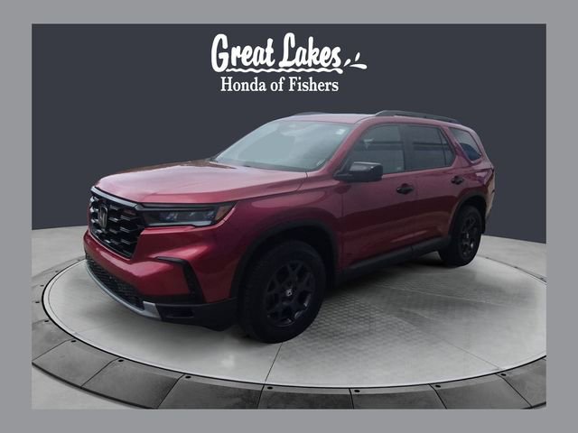 Used 2024 Honda Pilot TrailSport image 1