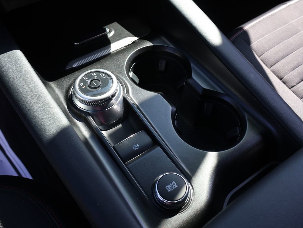 Used 2025 Ford Explorer ST-Line w/ ST-Line Street Pack image 39