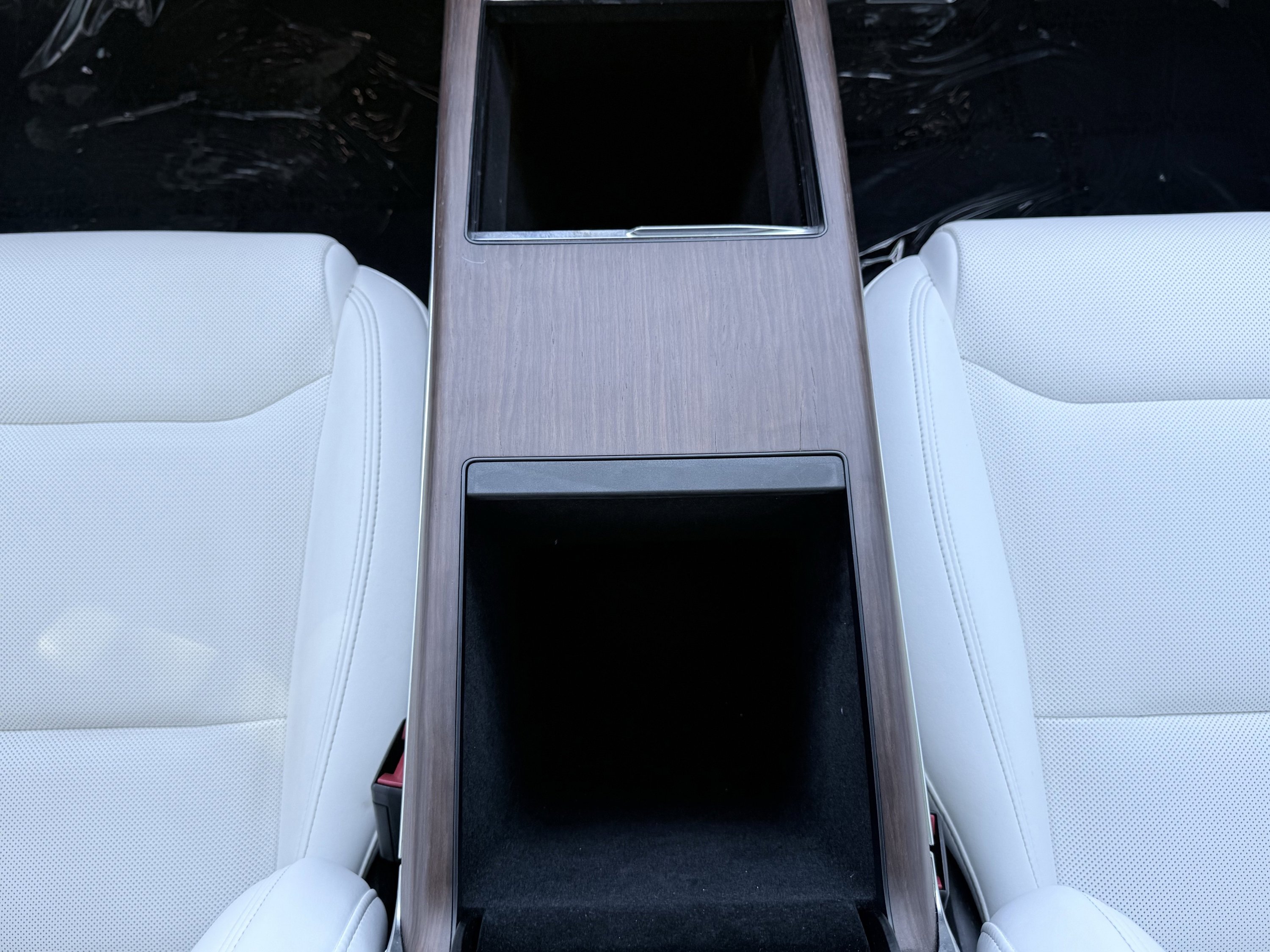 Used 2022 Tesla Model X image 64