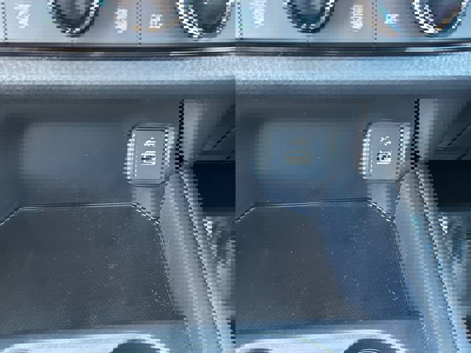 Used 2024 Honda HR-V LX image 26