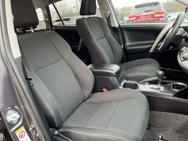 Used 2016 Toyota RAV4 XLE image 27