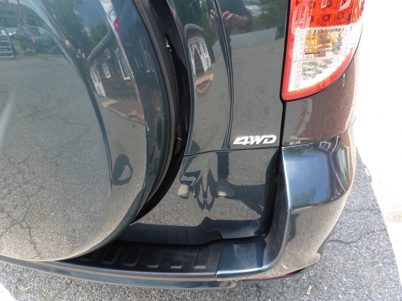 Used 2010 Toyota RAV4 4WD image 9