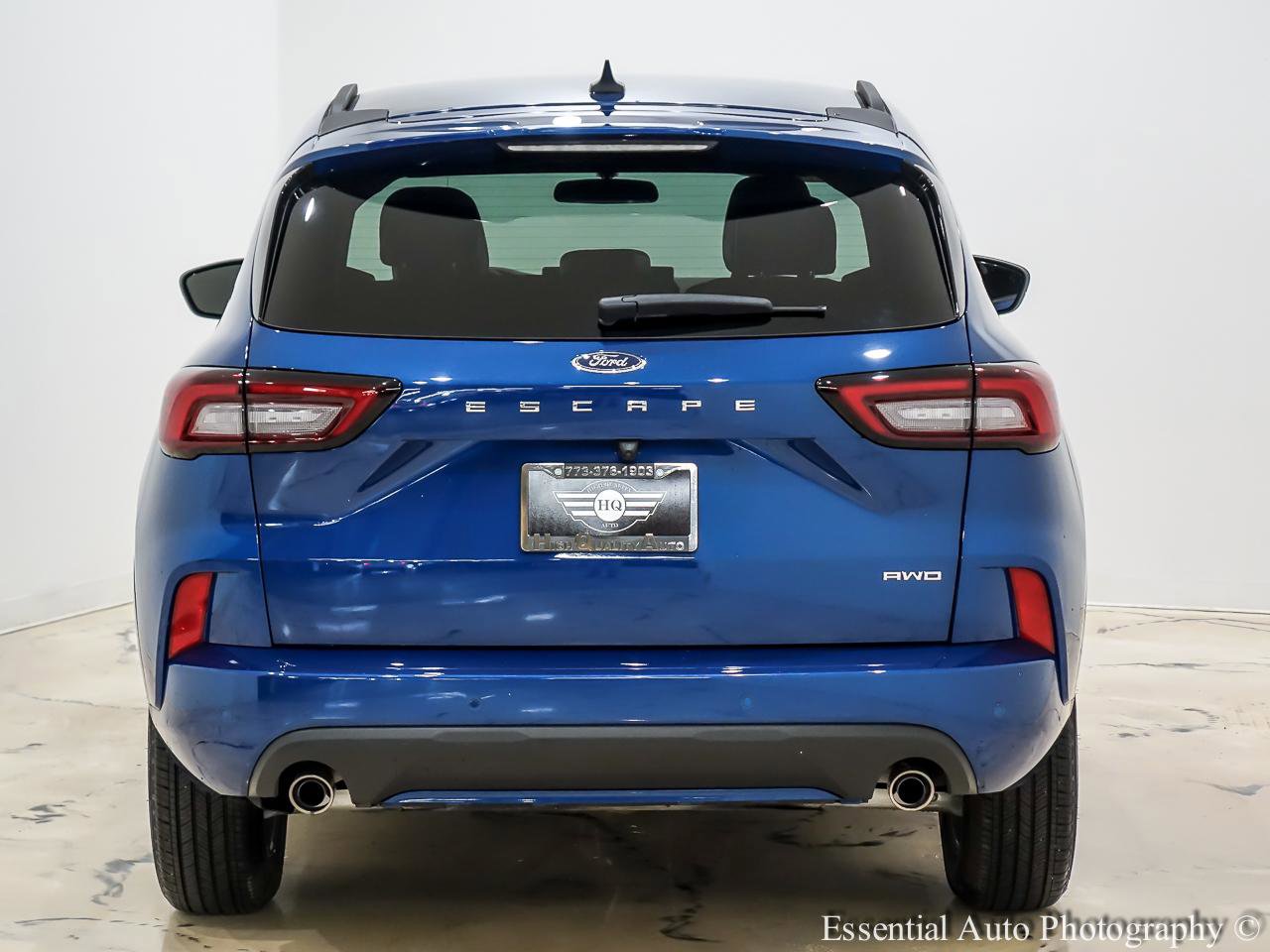 Used 2023 Ford Escape ST-Line w/ Tech Pack #1 AWD/4WD image 7