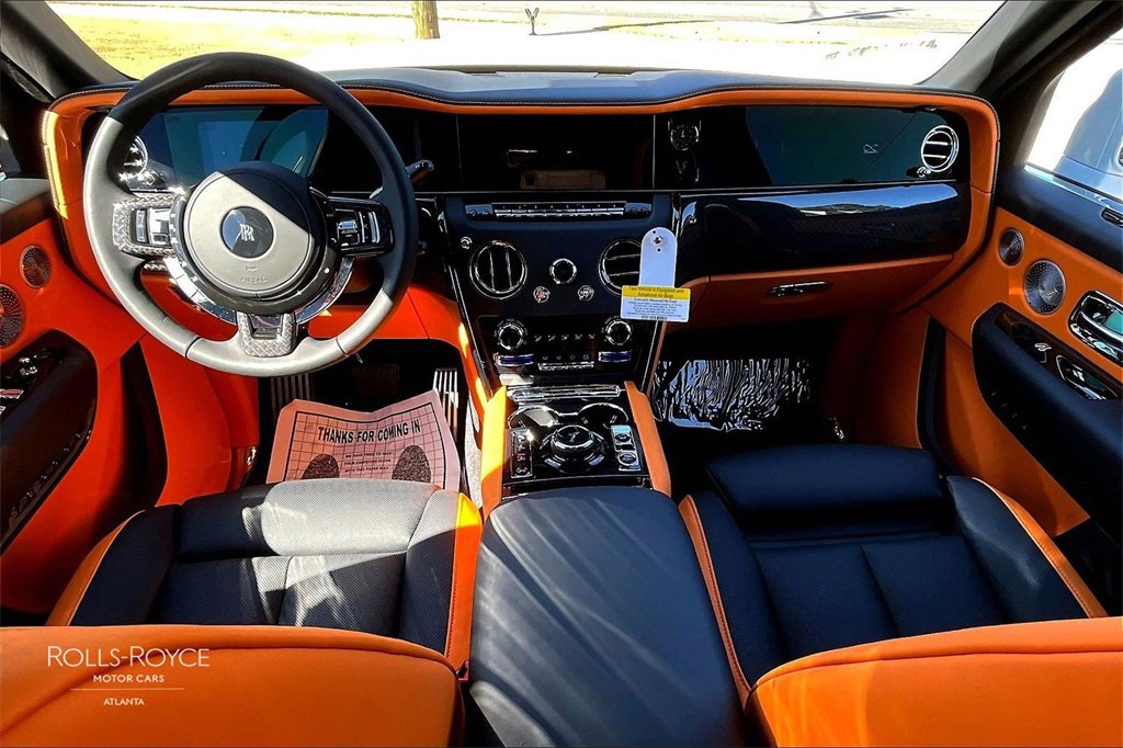New 2026 Rolls-Royce Cullinan Black Badge image 5