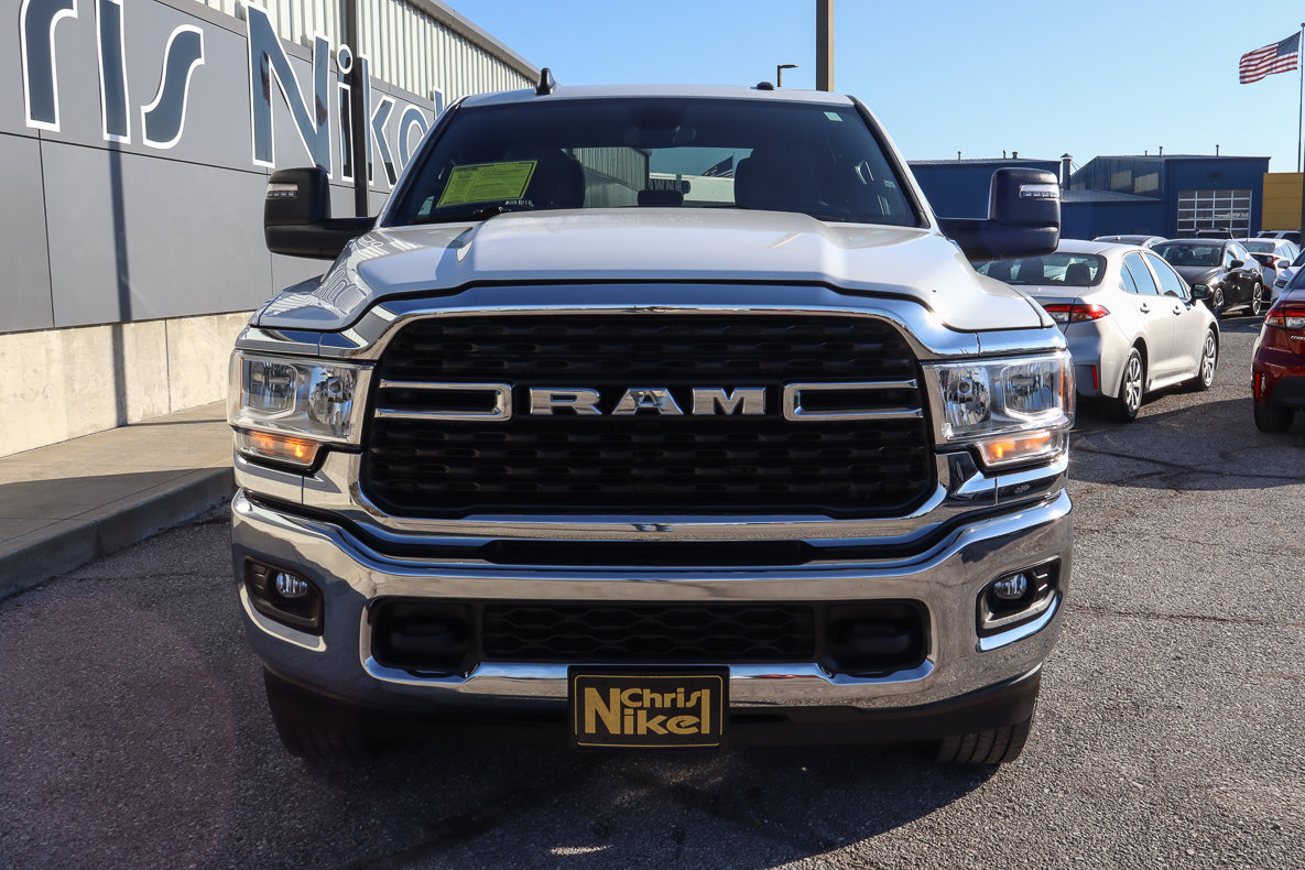 Used 2024 RAM 2500 Big Horn AWD/4WD image 2