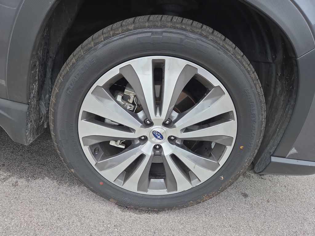 Used 2021 Subaru Ascent Touring w/ Popular Package #2 AWD/4WD image 2