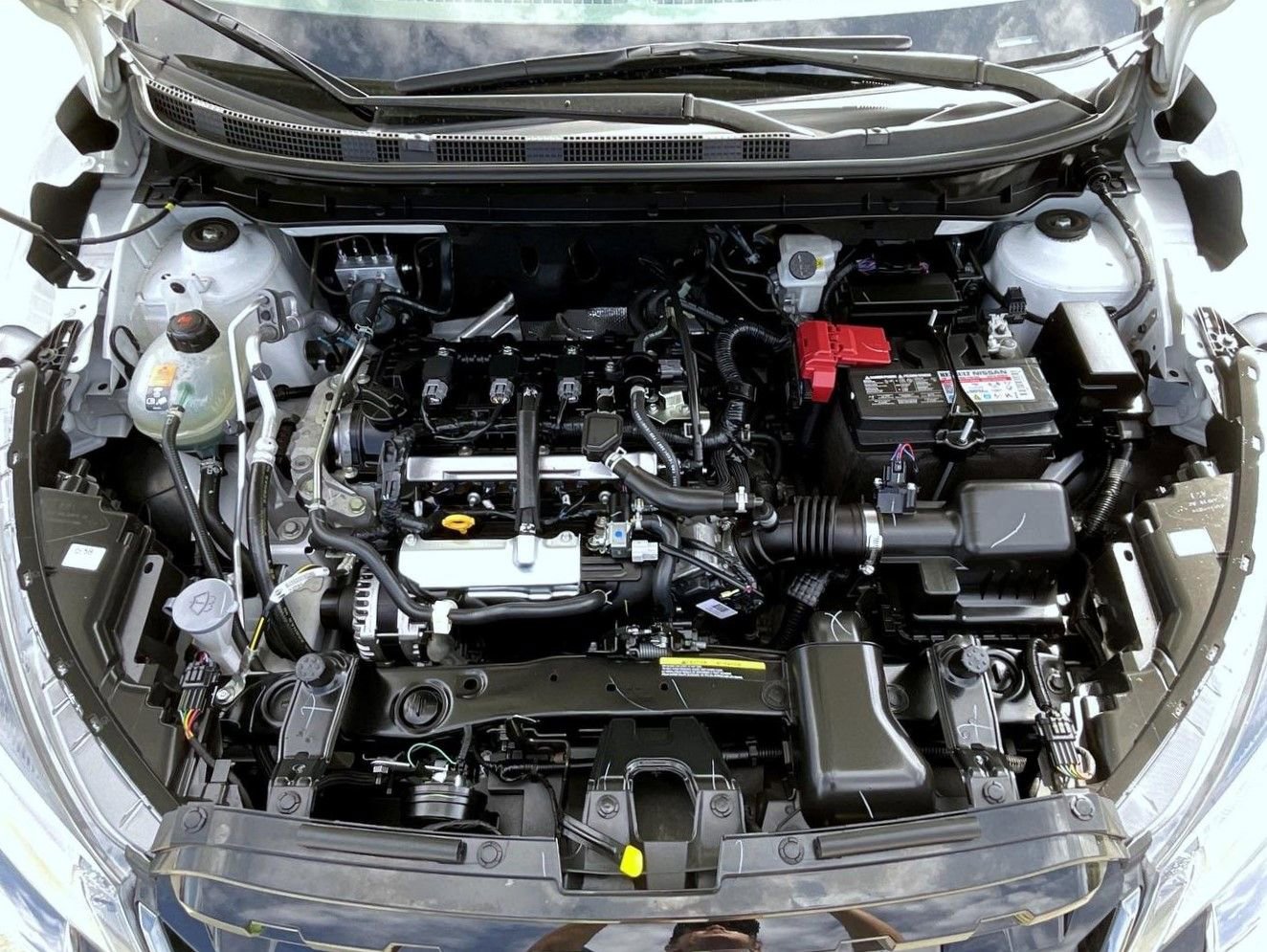 Certified 2024 Nissan Kicks SR w/ SR Premium Package image 25