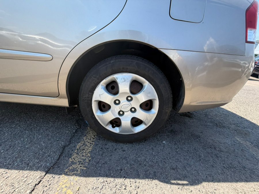 Used 2008 Kia Spectra EX FWD image 12
