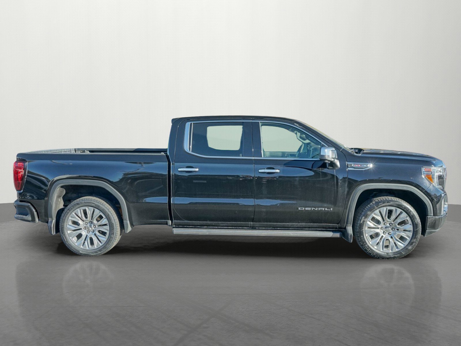 Used 2021 GMC Sierra 1500 Denali w/ Denali Ultimate Package image 8