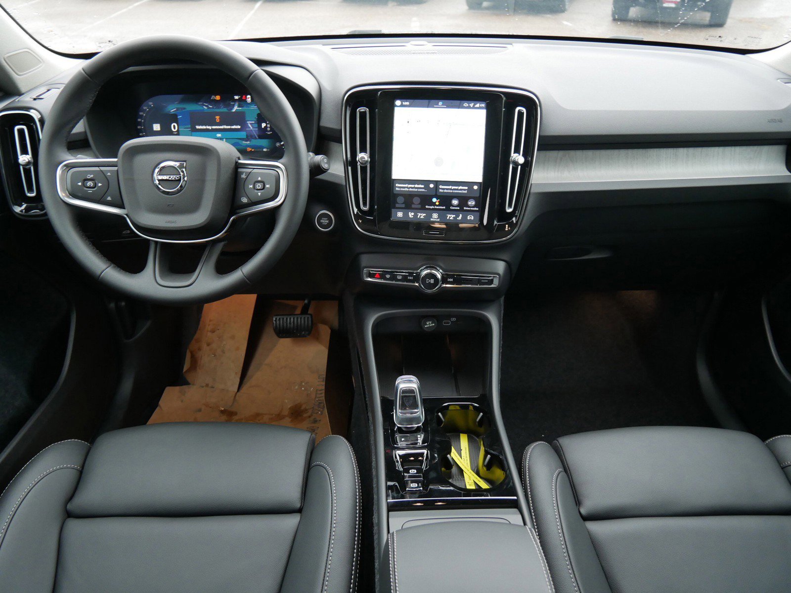New 2026 Volvo XC40 B5 Ultra w/ Climate Package AWD/4WD image 7