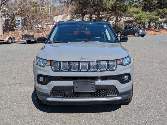 Certified 2022 Jeep Compass Limited image 2