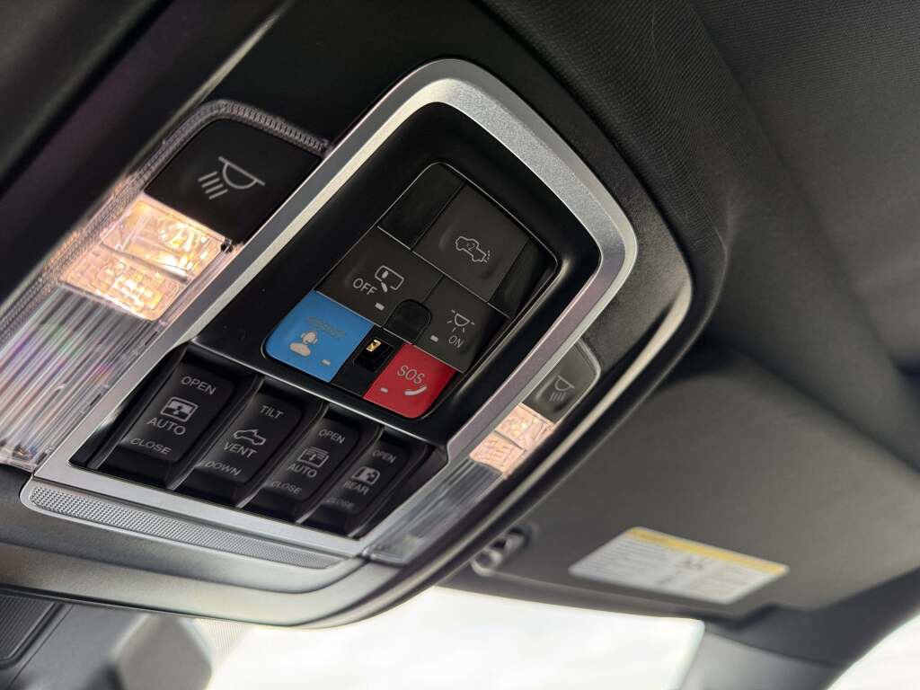 New 2026 RAM 1500 Rebel w/ G/T Package image 24