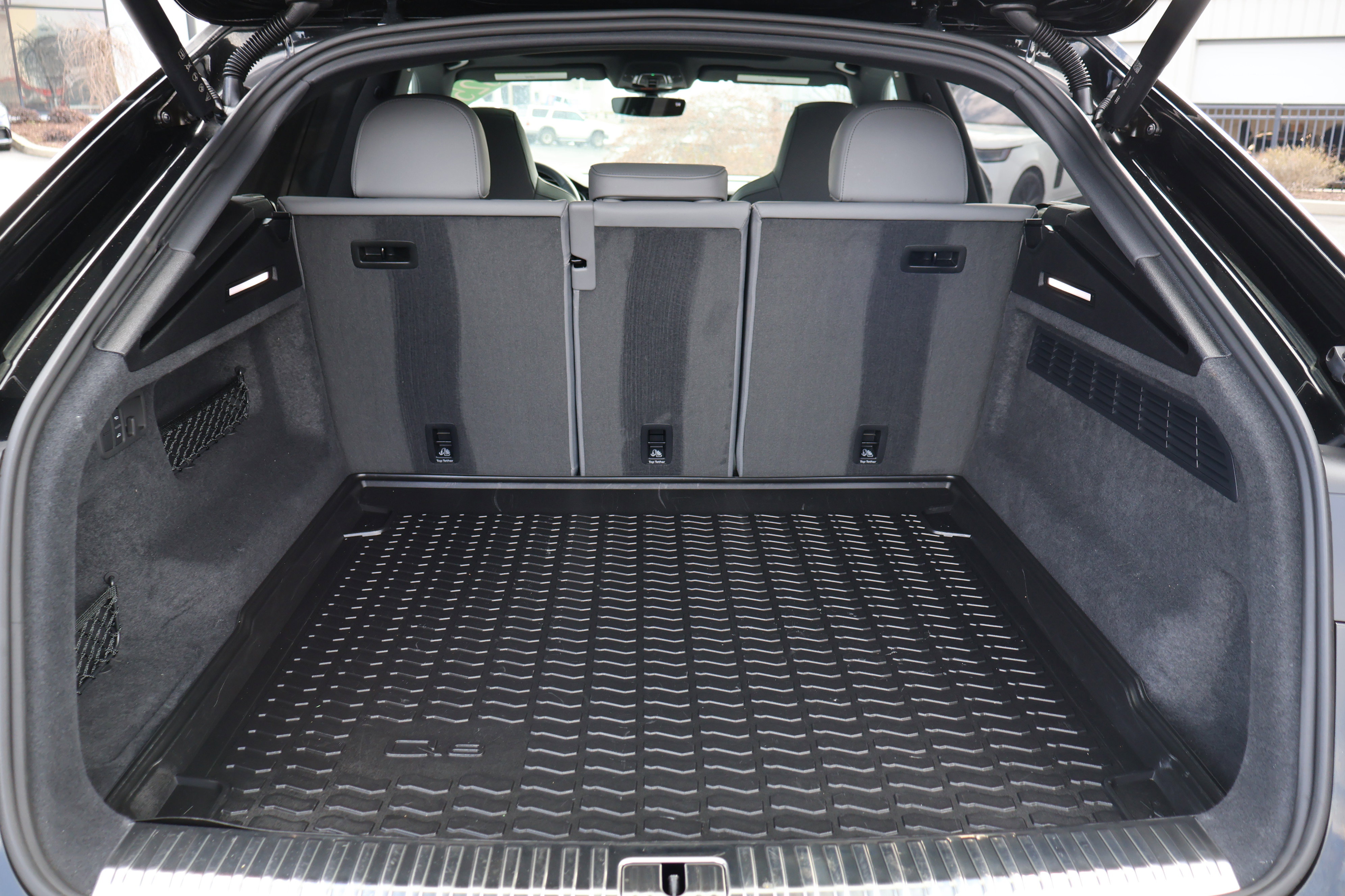 Used 2025 Audi SQ8 Premium Plus image 24