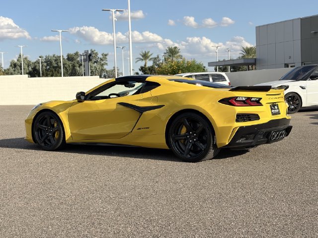 Used 2025 Chevrolet Corvette Z06 RWD image 29