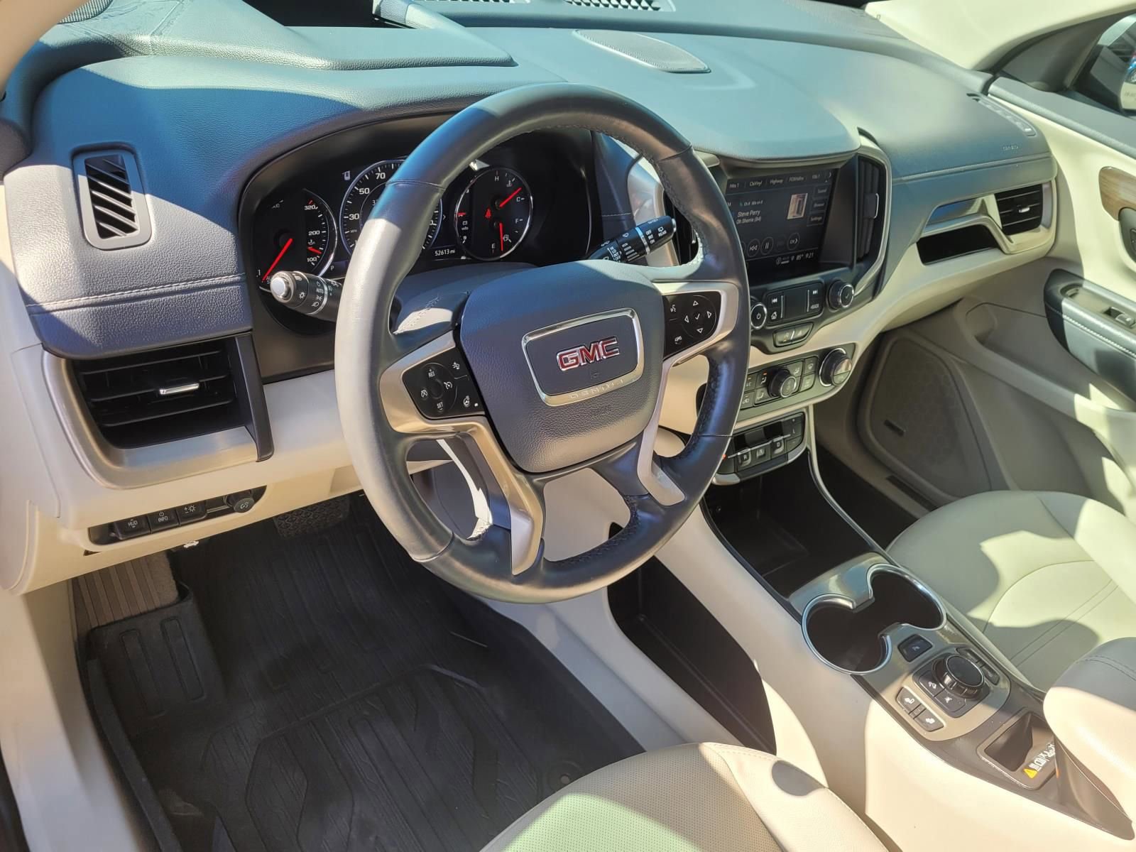 Used 2024 GMC Terrain Denali w/ LPO, Floor Liner Package AWD/4WD image 26
