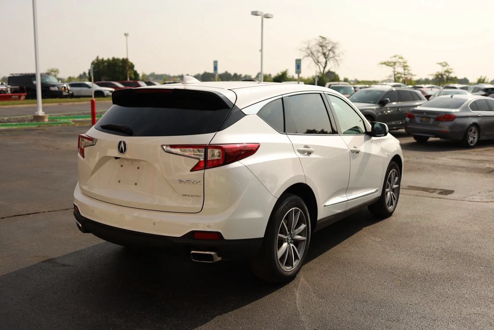 Used 2023 Acura RDX w/ Technology Package AWD/4WD image 5
