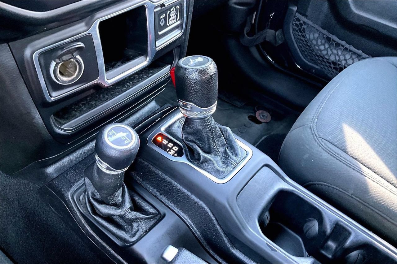 Certified 2020 Jeep Wrangler Unlimited Sport AWD/4WD image 28
