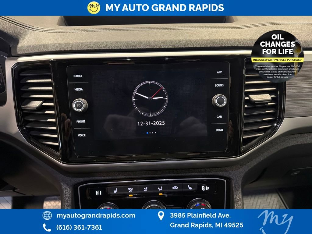 Used 2022 Volkswagen Atlas Cross Sport SE image 26