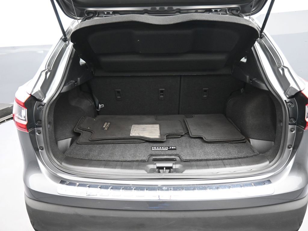 Used 2021 Nissan Rogue Sport SL w/ Premium Package AWD/4WD image 21