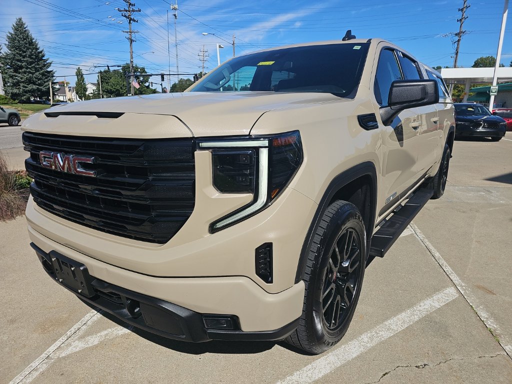 Used 2022 GMC Sierra 1500 Elevation AWD/4WD image 9