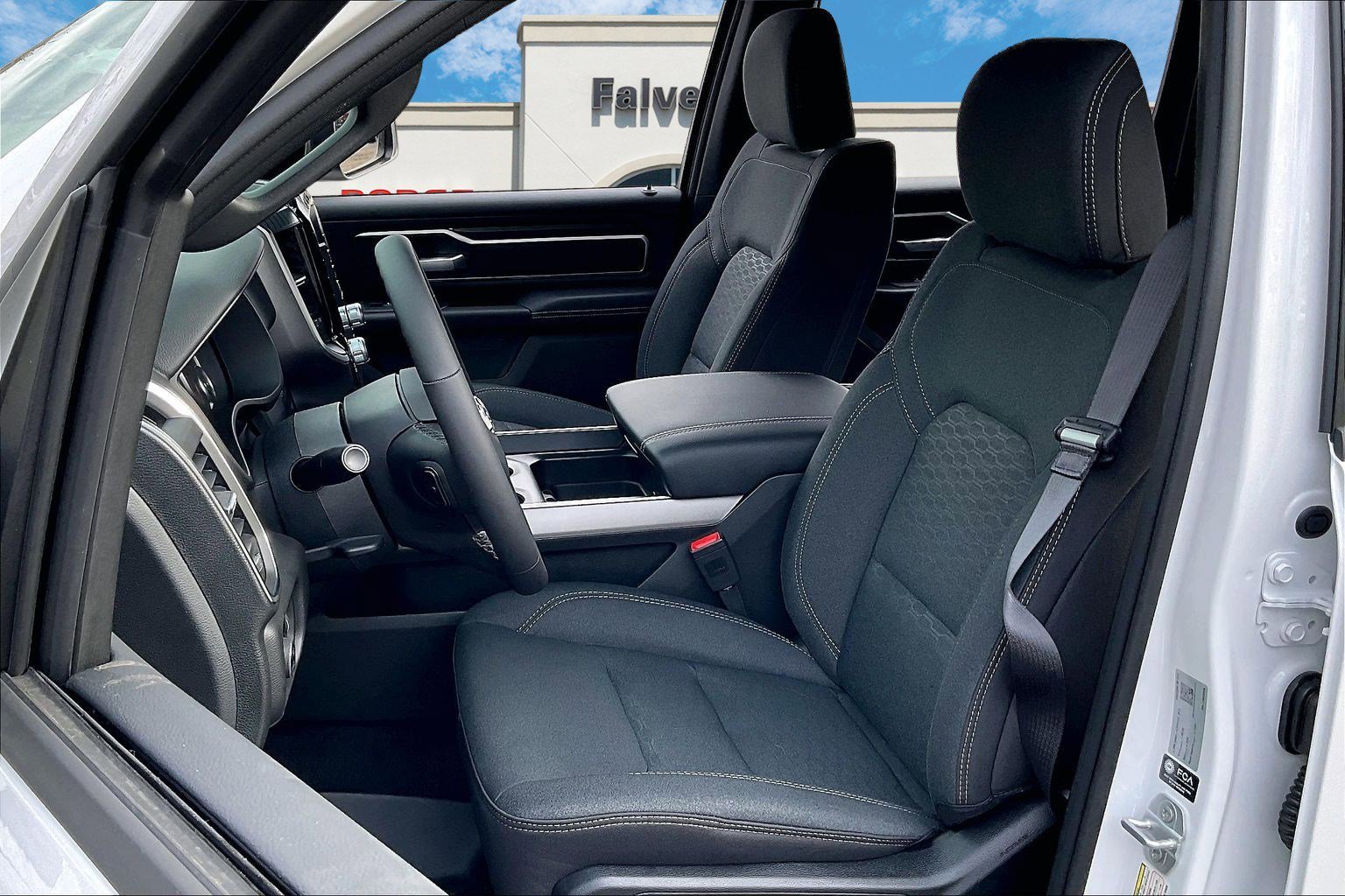 New 2026 RAM 1500 Big Horn AWD/4WD image 9