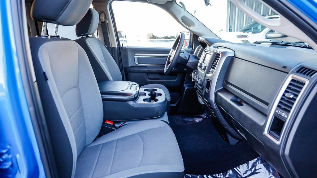 Certified 2024 RAM 1500 Classic SLT image 17