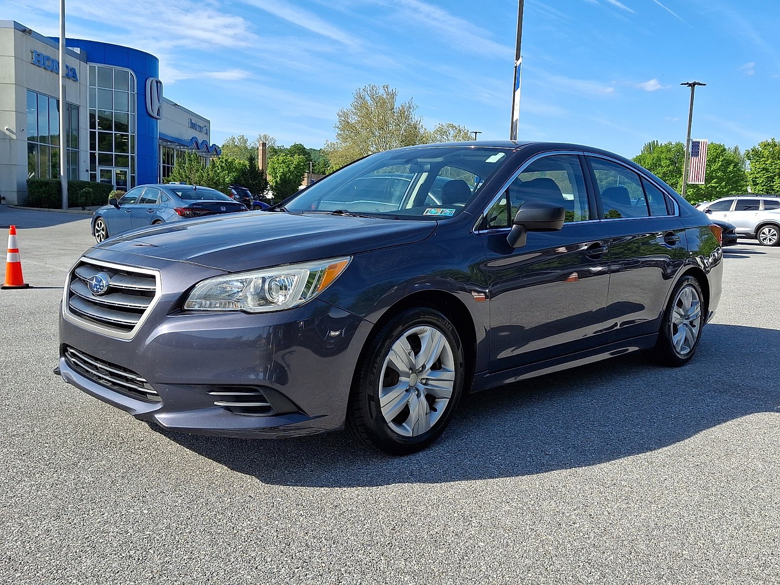 Used 2017 Subaru Legacy 2.5i AWD/4WD image 3