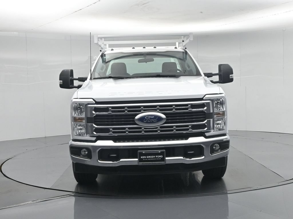 New 2026 Ford F350 XL w/ XL Chrome Package RWD image 56