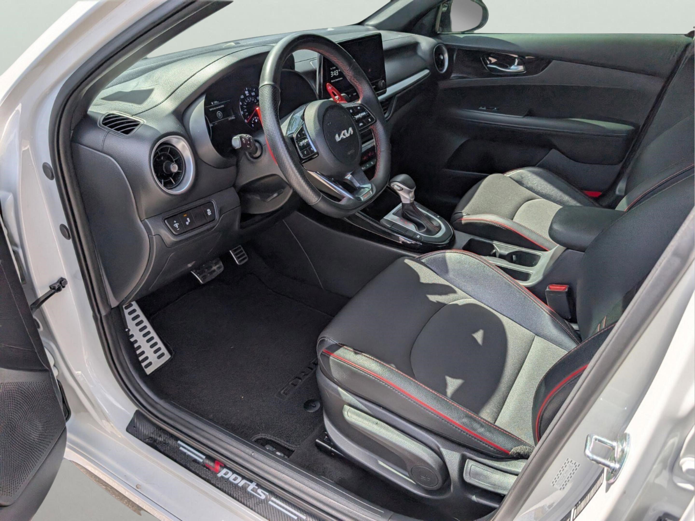 Used 2024 Kia Forte GT FWD image 10