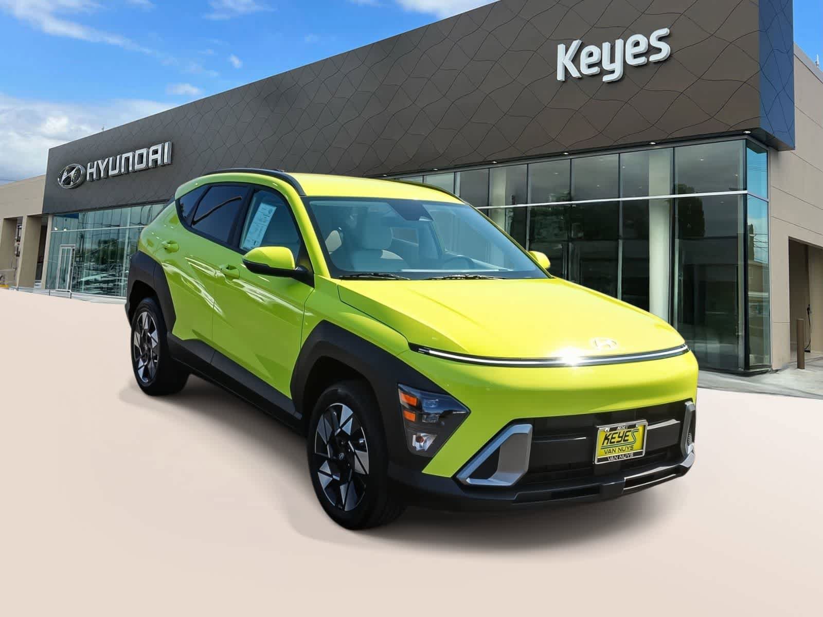Certified 2025 Hyundai Kona SEL AWD/4WD image 3