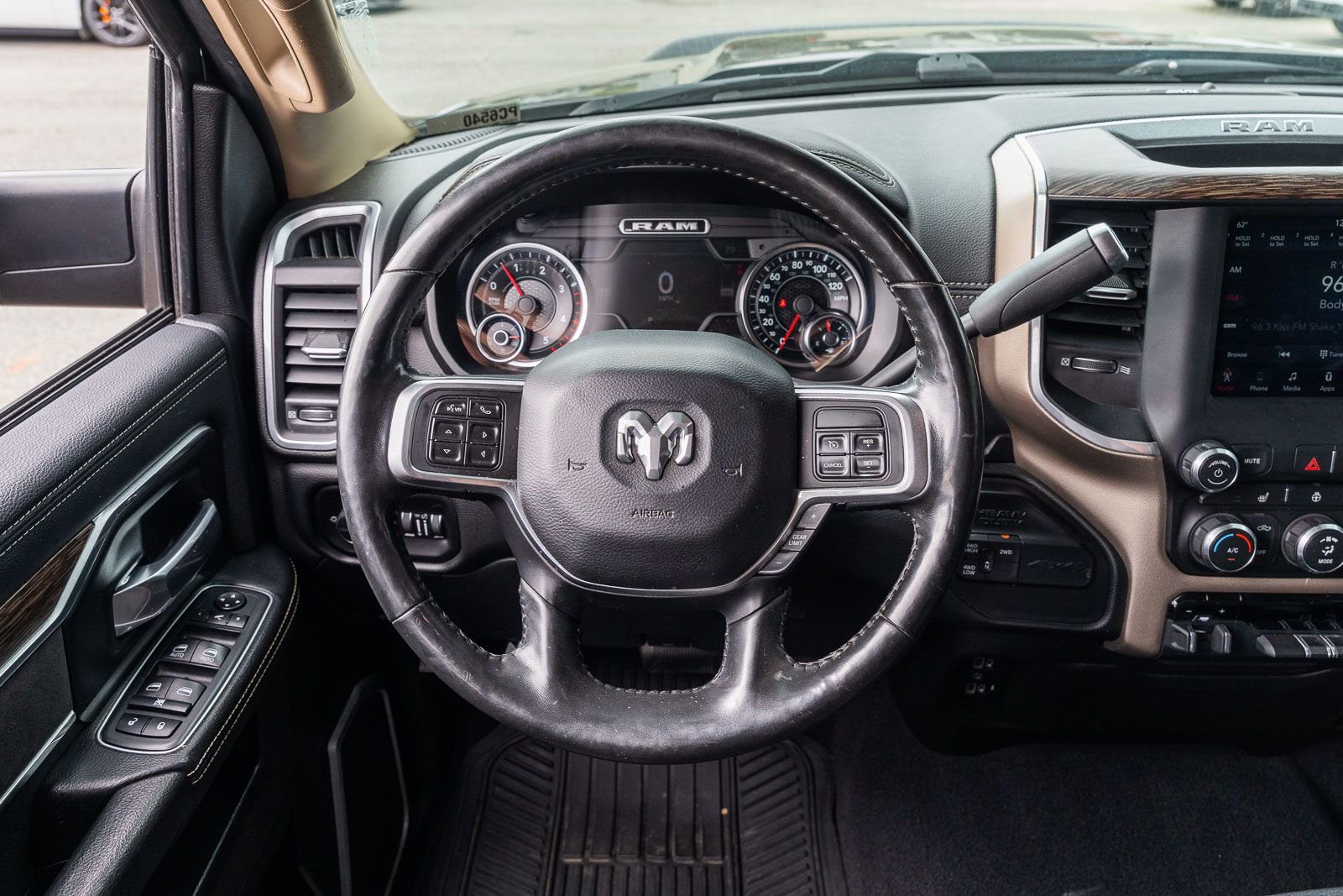 Used 2020 RAM 2500 Laramie image 30