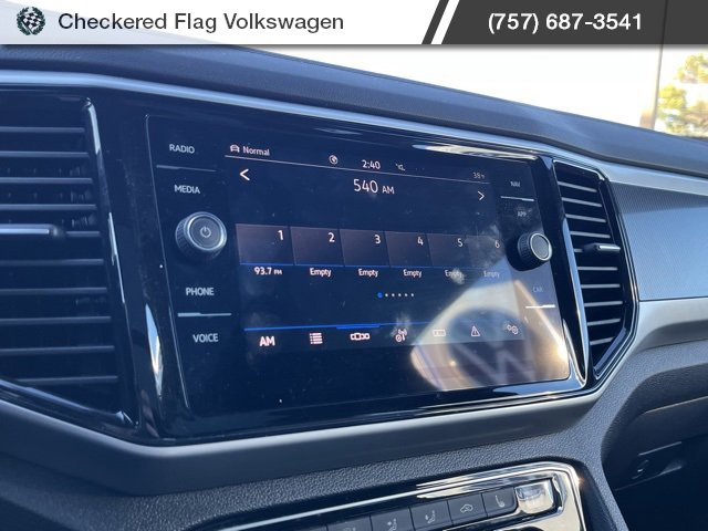 Used 2023 Volkswagen Atlas Cross Sport SEL R-Line image 39