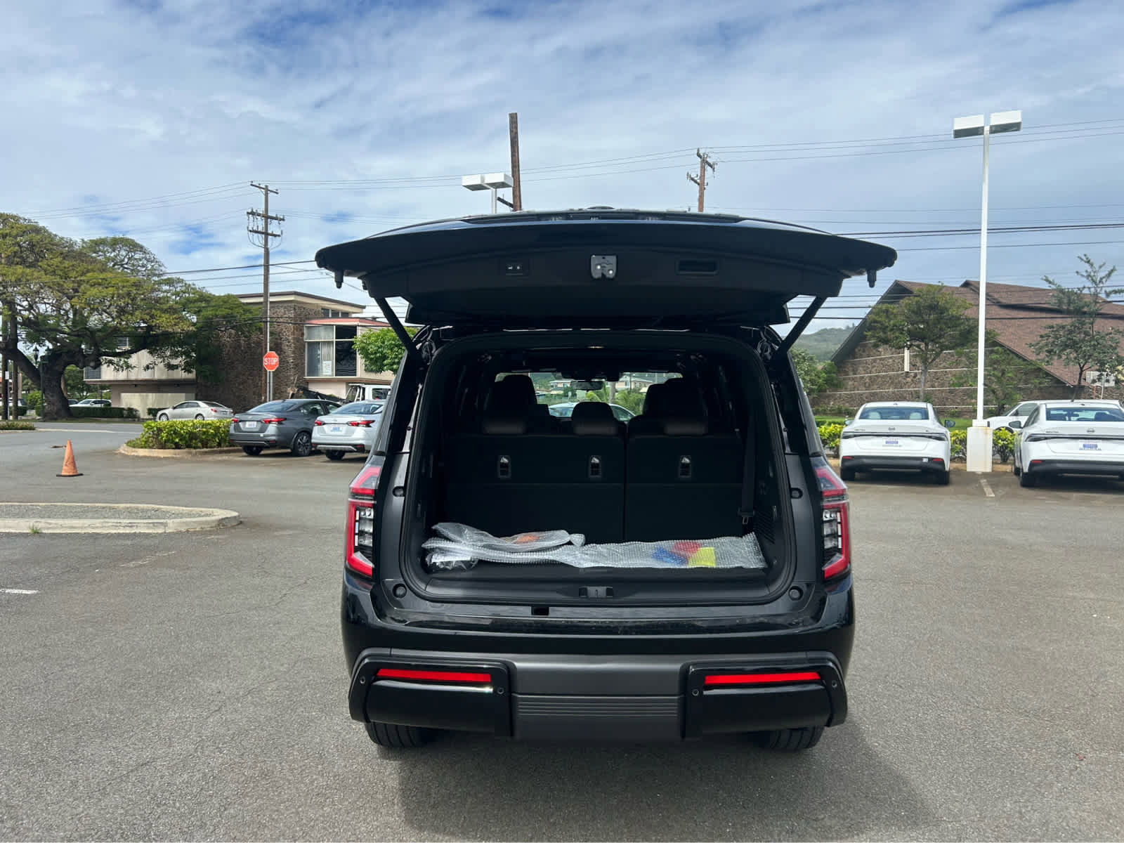 New 2026 Nissan Armada Platinum image 11