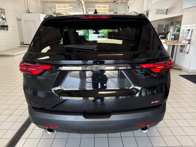Used 2023 Chevrolet Traverse RS image 4