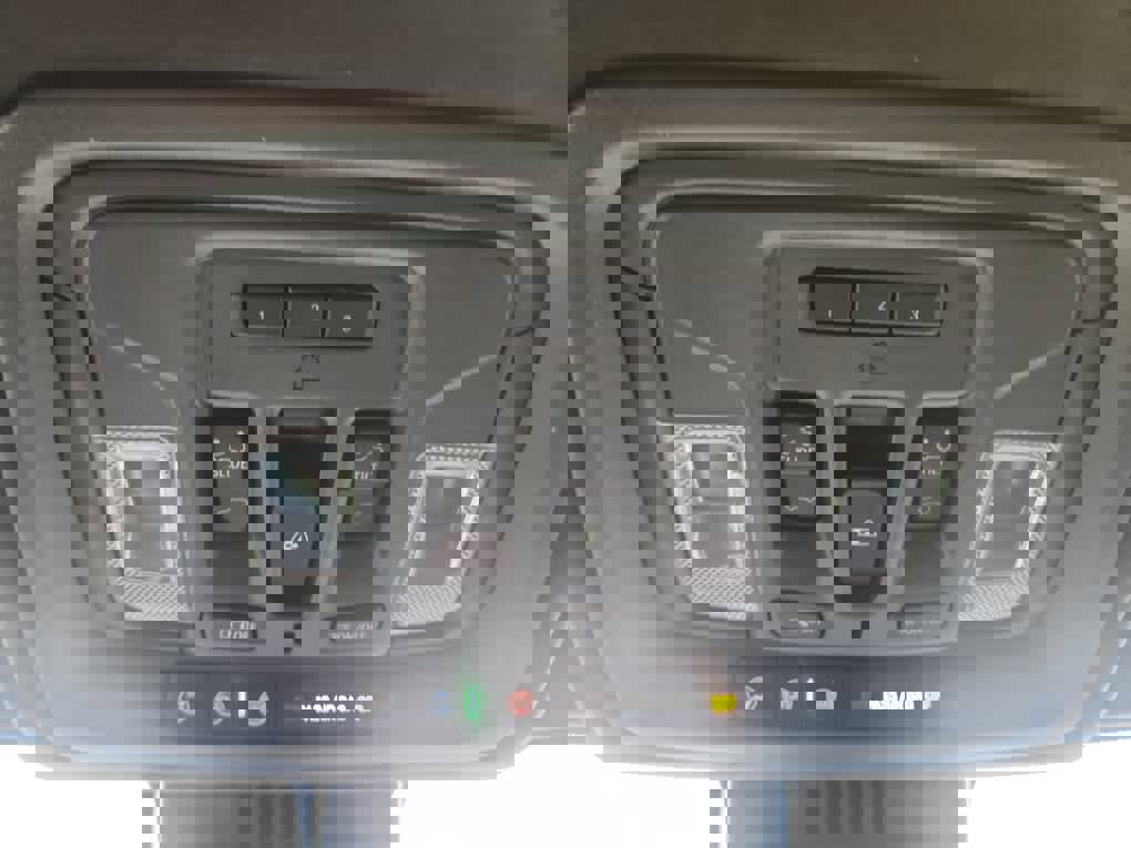 Used 2023 GMC Sierra 1500 AT4X image 43