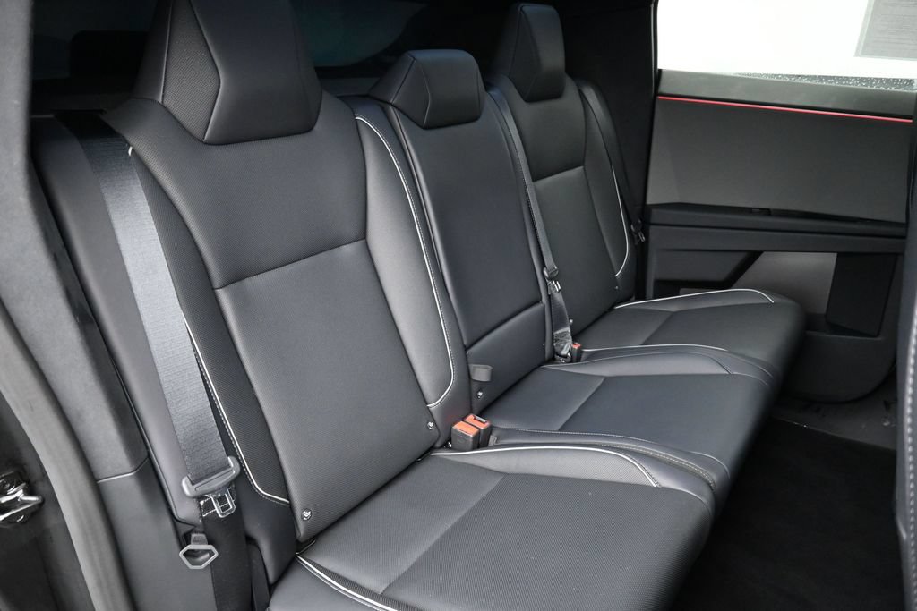 Used 2024 Tesla Cybertruck AWD Crew Cab image 24