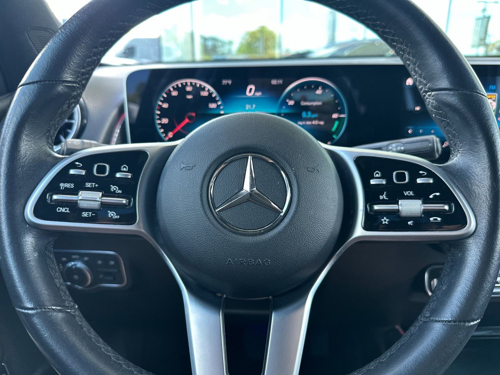 Certified 2021 Mercedes-Benz GLB 250 image 25
