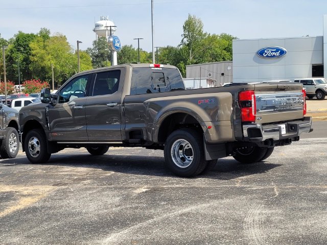 New 2026 Ford F350 King Ranch w/ Chrome Package AWD/4WD image 3