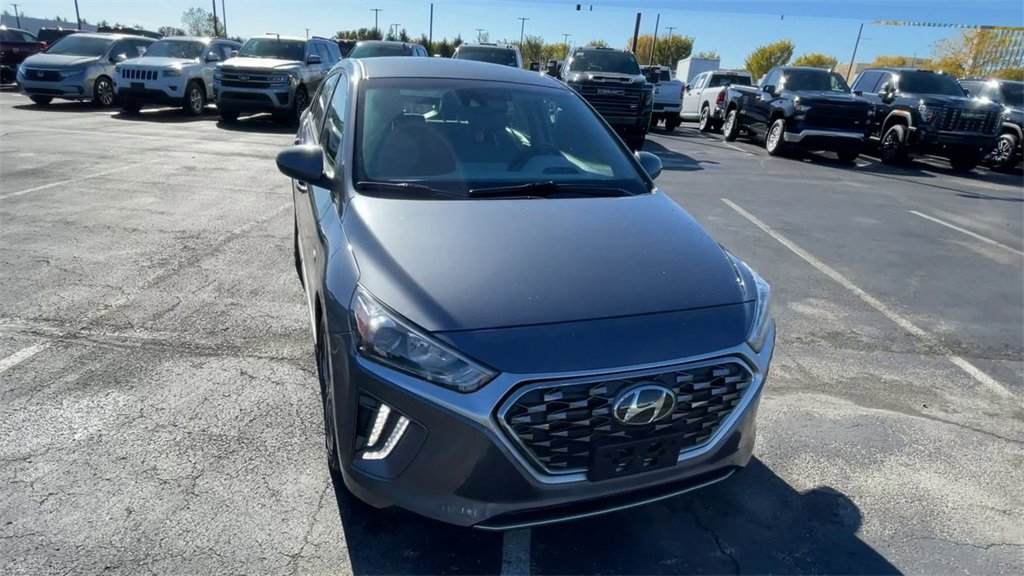 Used 2020 Hyundai Ioniq SE image 4
