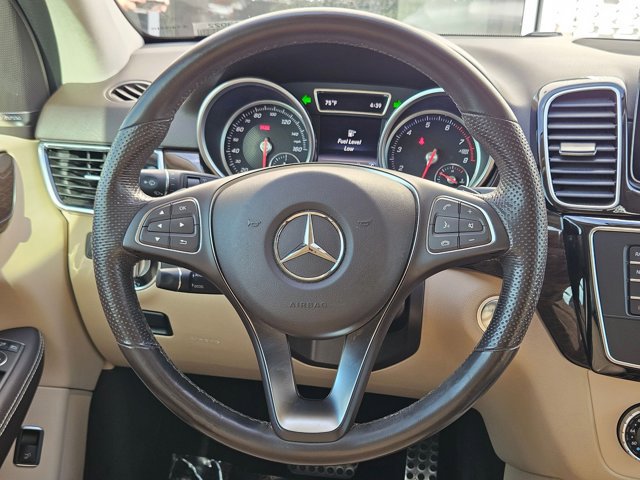 Used 2019 Mercedes-Benz GLE 400 4MATIC image 13