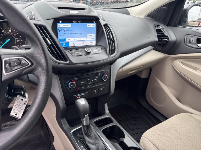 Used 2017 Ford Escape SE w/ Equipment Group 201A AWD/4WD image 17