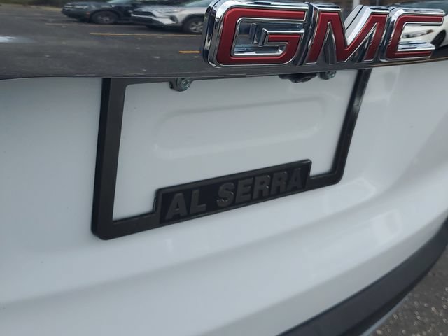 Used 2022 GMC Acadia SLE w/ Driver Convenience Package FWD image 6
