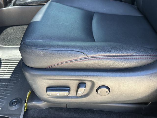 Used 2020 Toyota 4Runner Venture w/ Moonroof Package image 26